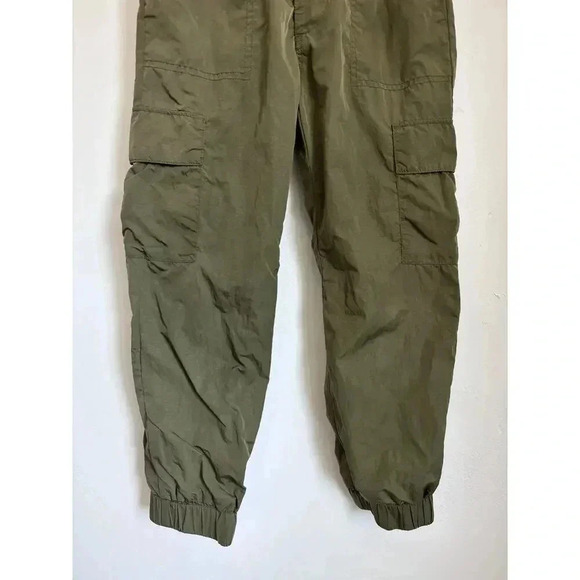Gap Lined Cargo Pull On Nylon Jogger Style Pants - Picture 3 of 9